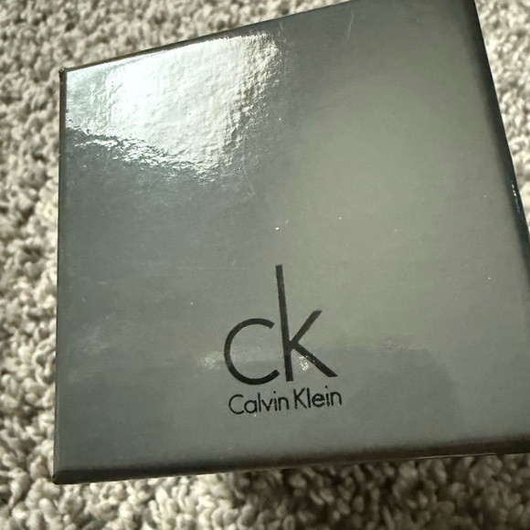 NWT Calvin Klein Silver Fidget Spinner Ring with dust bag and box - Picture 6 of 8